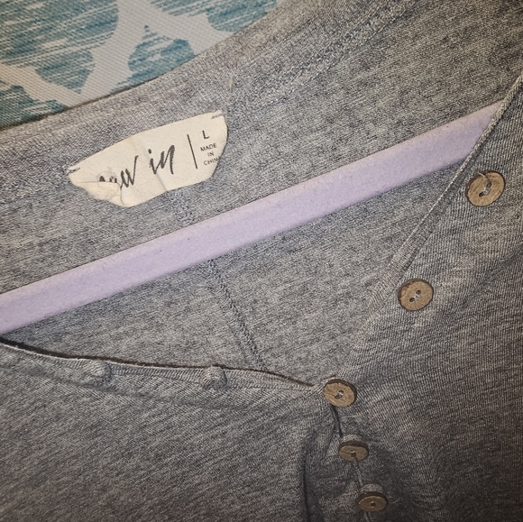 Top - Picture 3 of 3